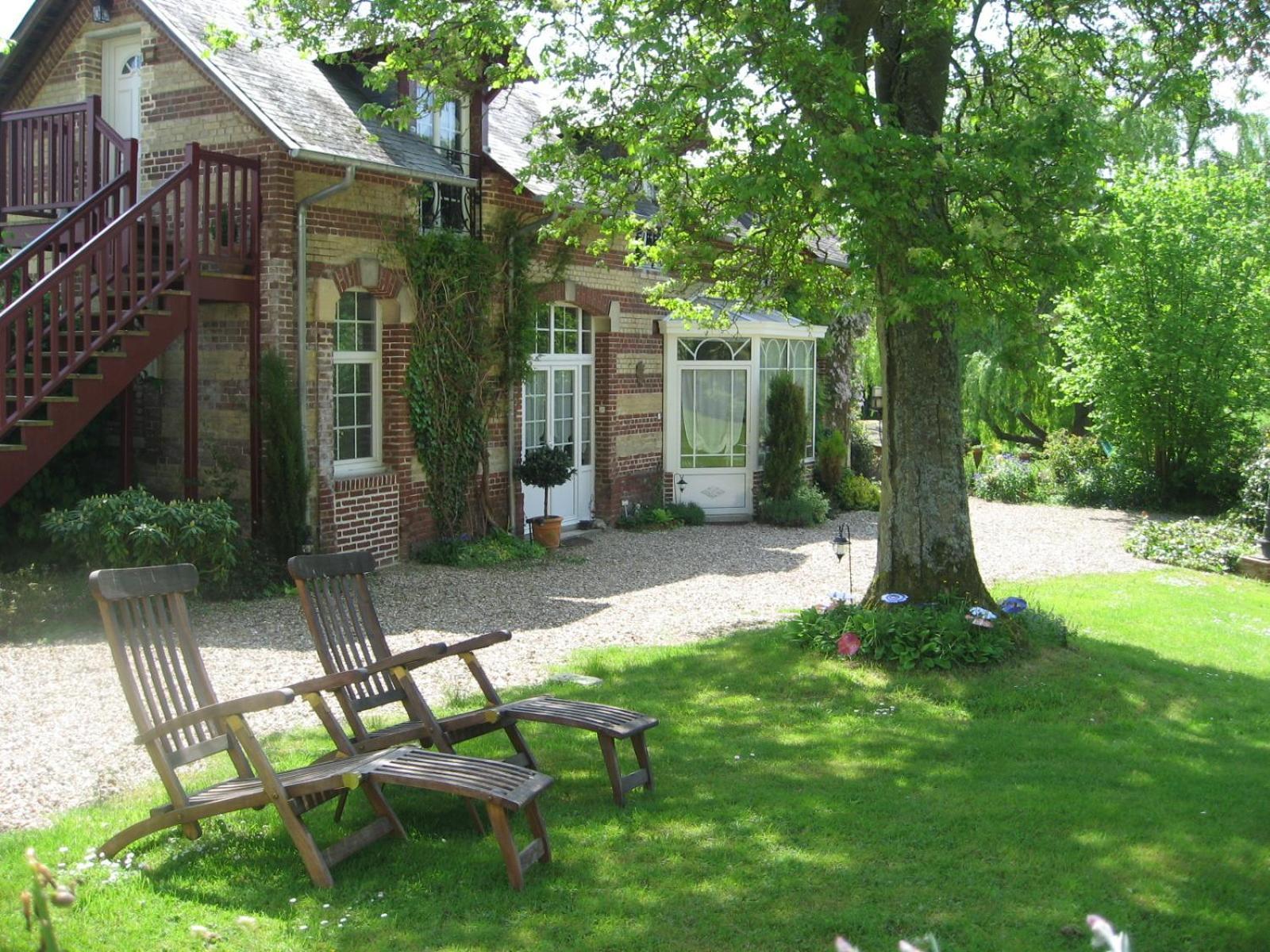 Le Domaine Des Pres Du Hom Bed & Breakfast Bézu-Saint-Éloi Oda fotoğraf