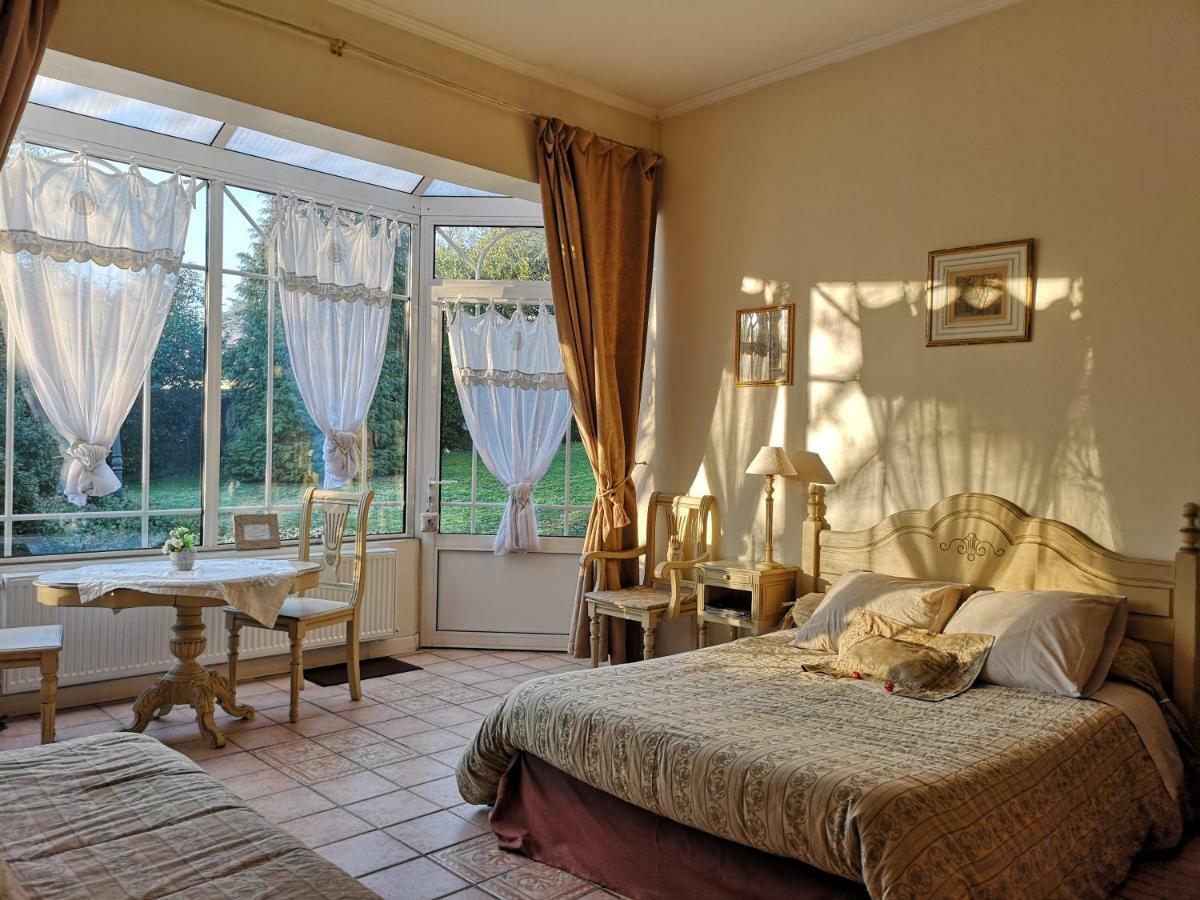 Le Domaine Des Pres Du Hom Bed & Breakfast Bézu-Saint-Éloi Dış mekan fotoğraf